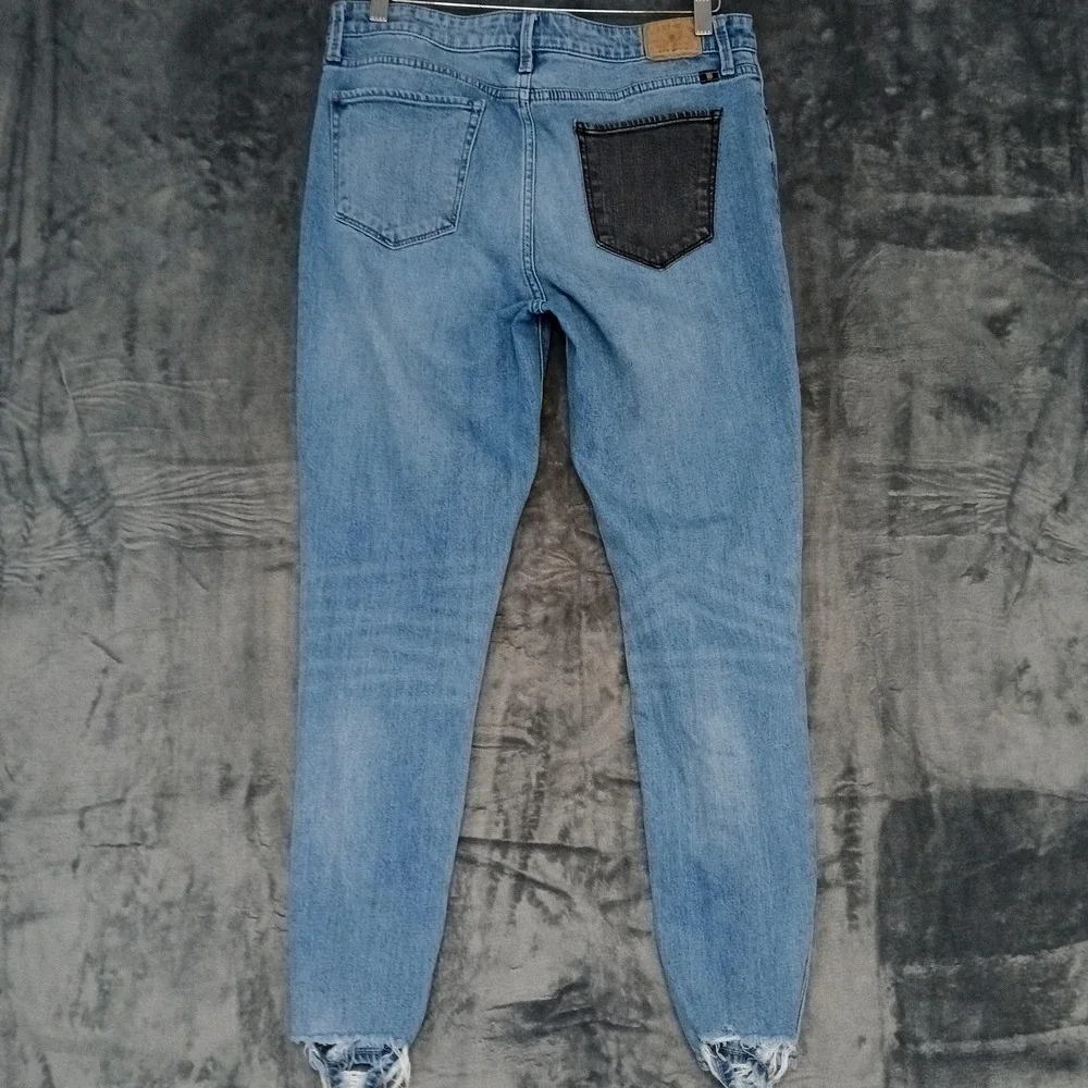 Lucky Brand Jeans Womens 8/29 Blue Ava Skinny Distressed Raw Hem Contrast Pocket